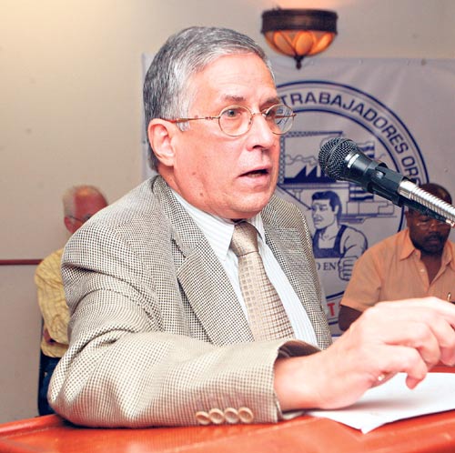<p>Rolando Murgas Torraza</p>