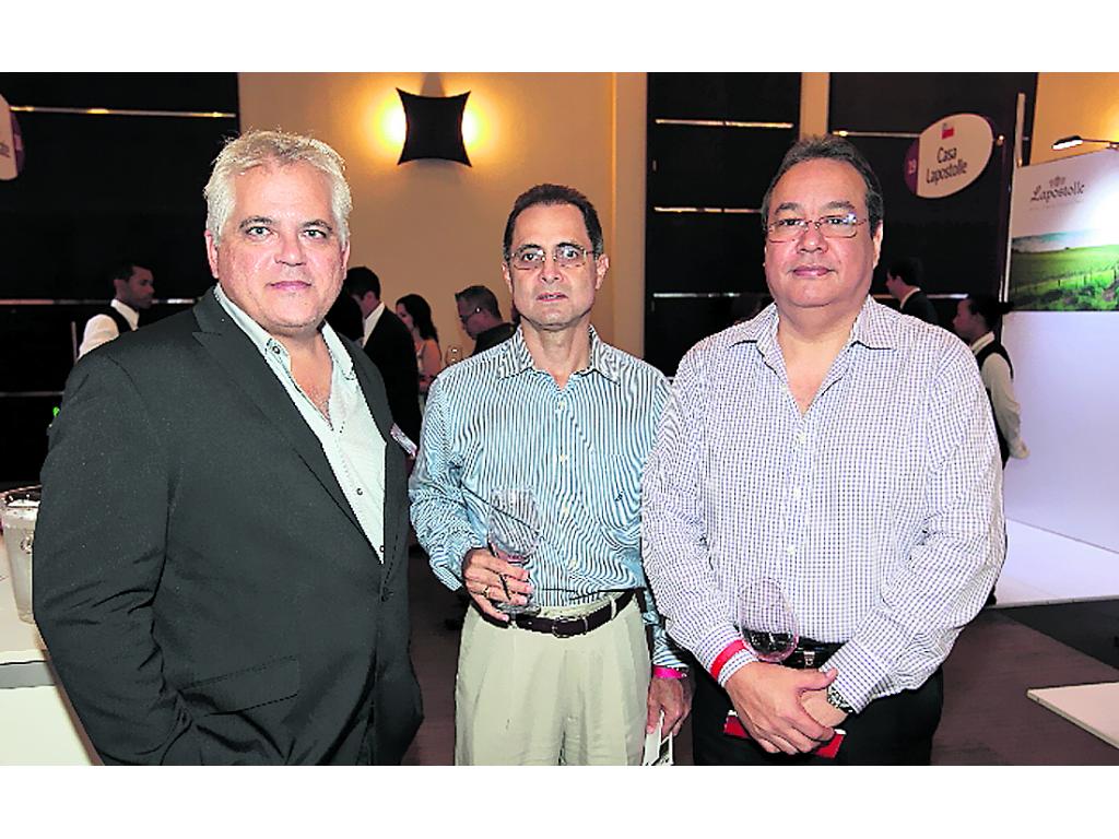 Patrick Burke, Osvaldo Correa y Henry Lewis.()