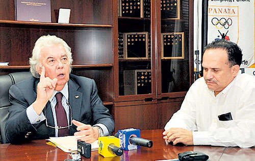 <p>Reunión. Danilo Carrera (izq.) junto a Miguel Sanchiz.</p>