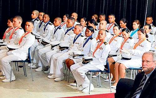 <p>El primer puesto de honor lo obtuvo la cadete Osiris Lissette Barahona Medina. </p>