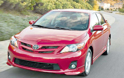 <p>Motor: 1.8 L DOHC </p>