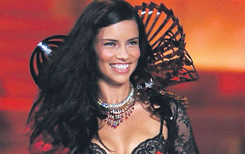 <p>La modelo brasileña Adriana Lima.</p>