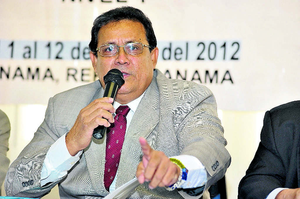 Resistencia. Fernando Samaniego pretende demandar.(Archivo)
