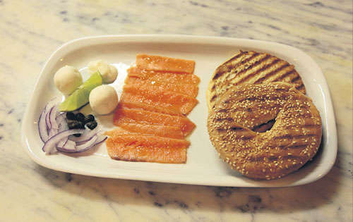 <p></p><p>Bagel de salmón</p>