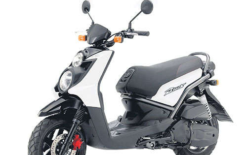 <p>Motor: 4 tiempos SOHC</p>