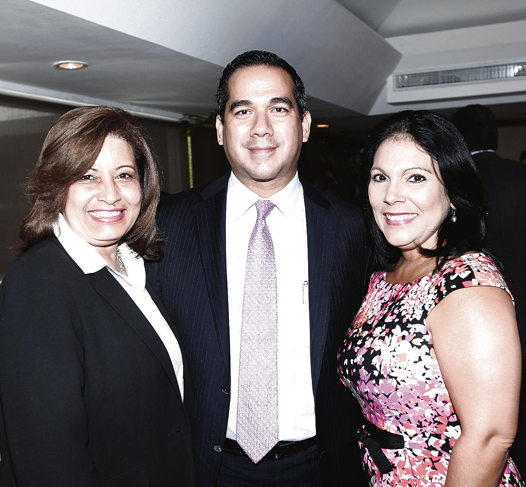 Carolyn Sánchez, Tony Eleta y Brenda West. ()