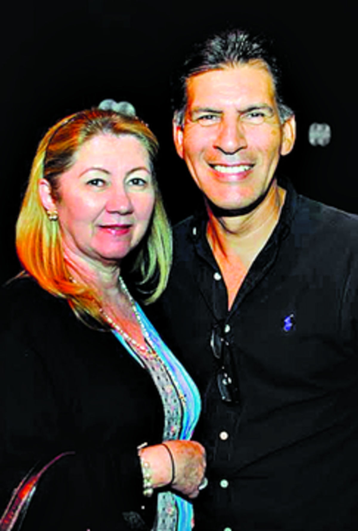 6. Luisa Treacy y Walter Valverde.