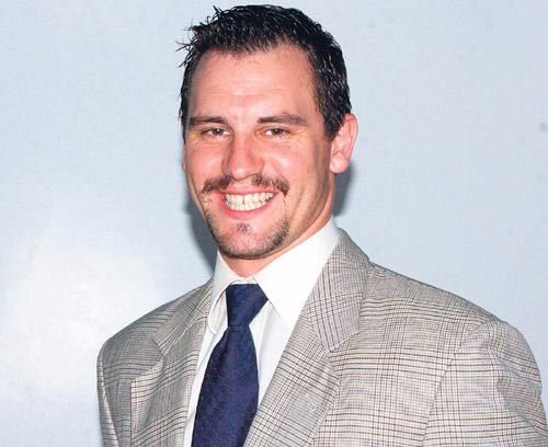 <p>Nick Miles</p>