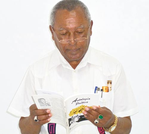 <p>Escritor. Luis Carlos Jiménez es autor de 24 libros.</p>