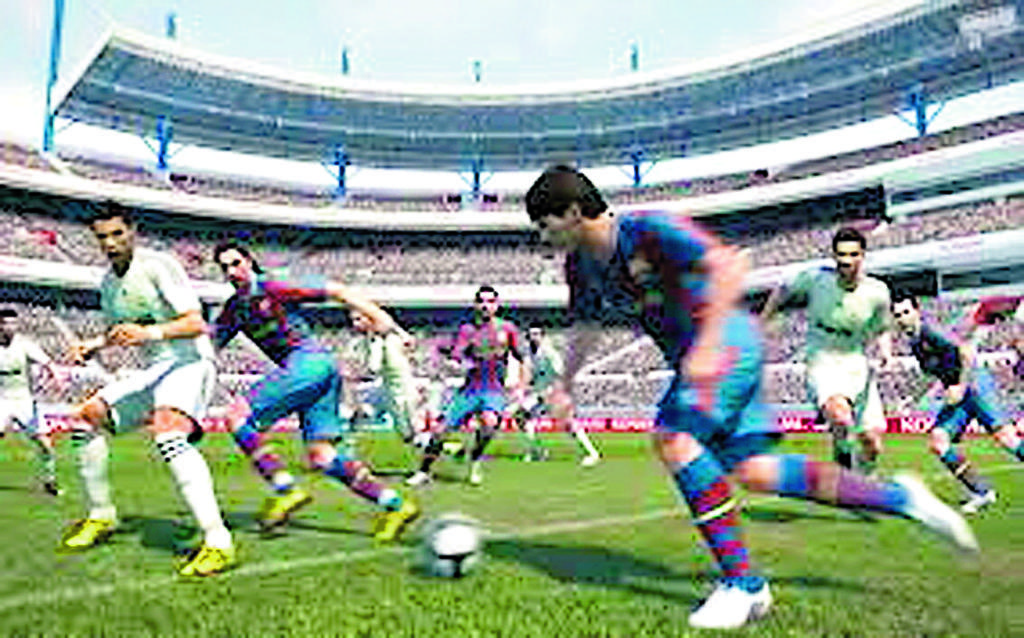 Es uno de los juegos de fútbol más famosos de la historia. Las entregas se realizan anualmente con mejoras gráficas y funcionales. El videojuego es reconocido por mantener actualizadas las fichas de deportistas, uniformes y equipos del deporte.