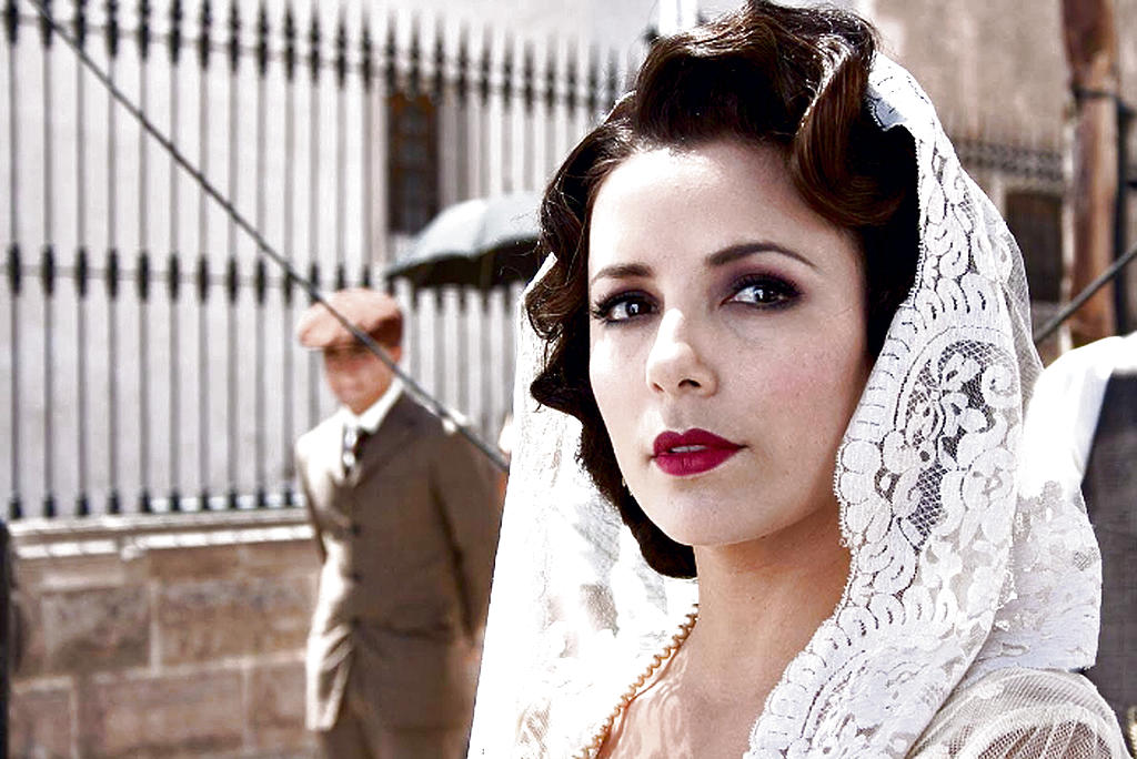Romance. Eva Longoria se convierte en una esposa fiel. Realmente sus orígenes son de Corpus Christi, Texas.(Archivo.)