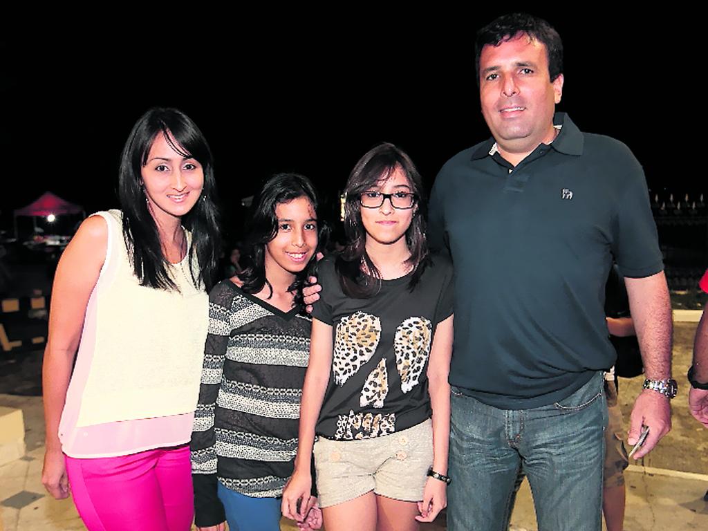 Erika Losada, Daniela Herrera, Natalie Herrera, José Manuel Herrera.()