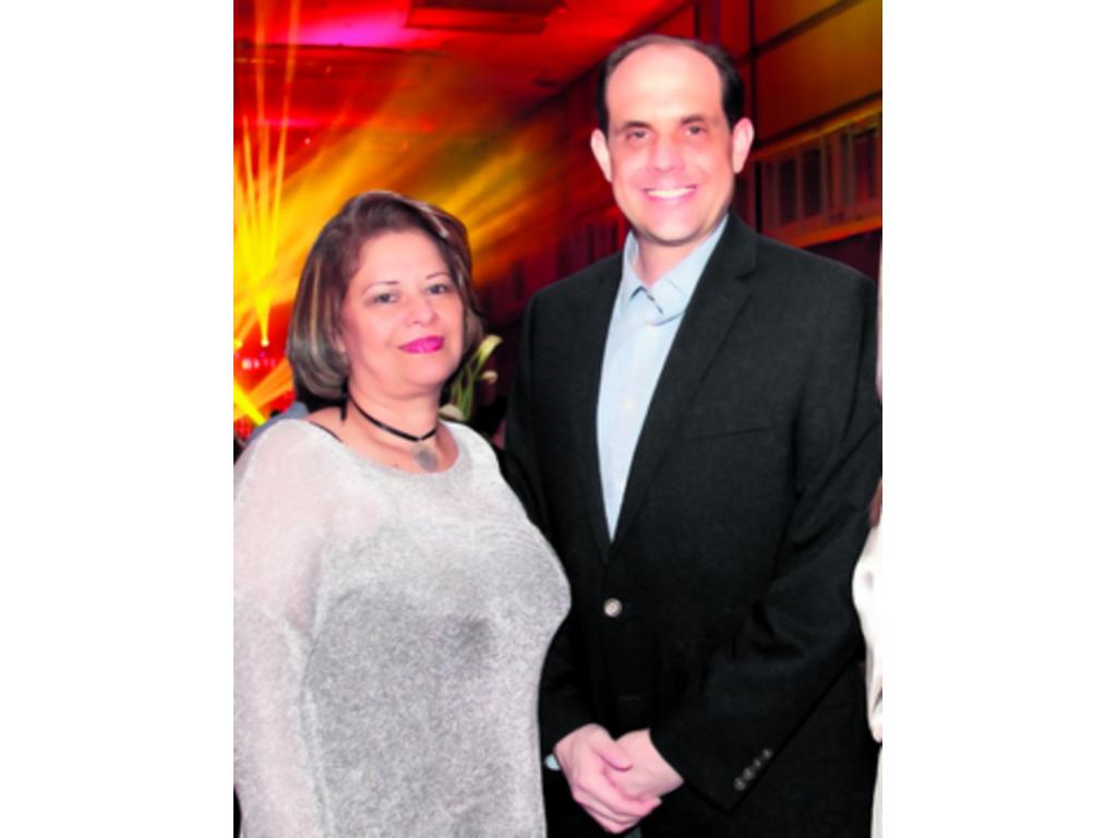 9. Sylvia Neira y Alberto Salcedo.