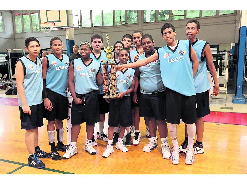 El quinteto del Instituto Episcopal San Cristóbal logró el subcampeonato de la categoría sub-16.()