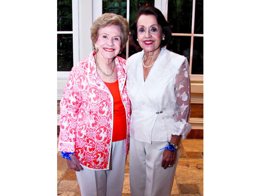 6. Connie de Fidanque y Lily de Correa.