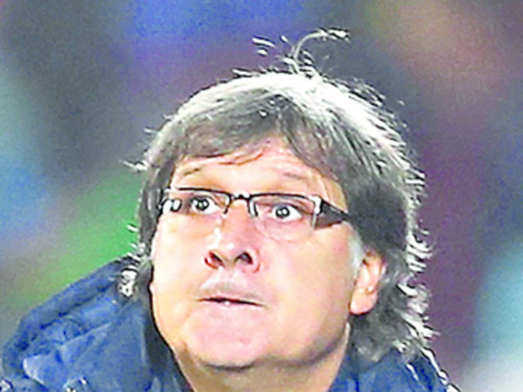Creo que en la primera jugada del encuentro deberíamos estar ganando, pero después tuvimos 10 o 15 minutos fatales donde perdíamos 2-0, el equipo mantuvo la forma, siguió jugando como habíamos hablado e hizo un partido muy bueno... el equipo remontó el r