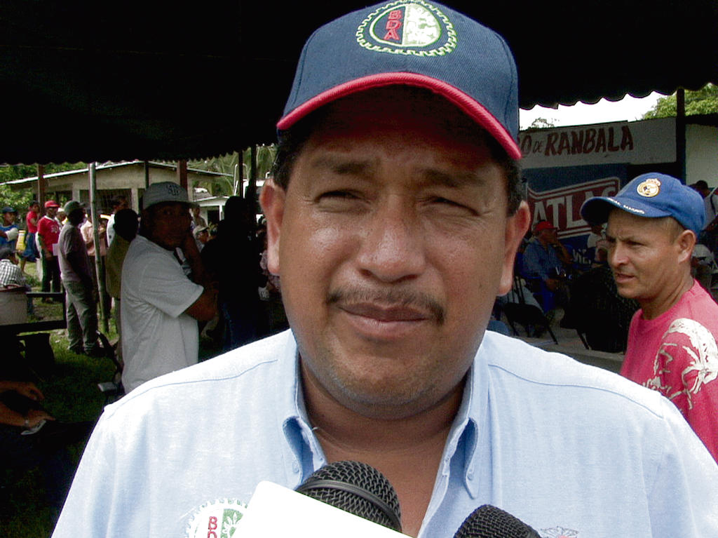 Eduardo Santana()