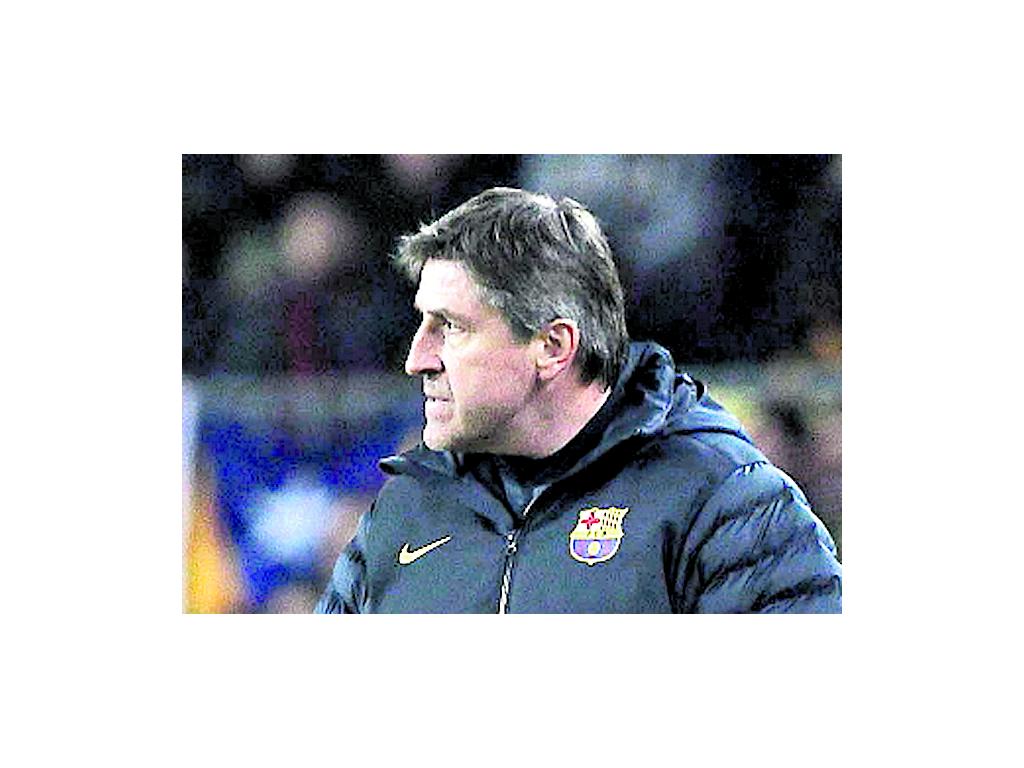 Jordi Roura sigue sin saber qué movimientos tácticos hacer en partidos importantes. No supo cómo hacer reaccionar a su equipo.
