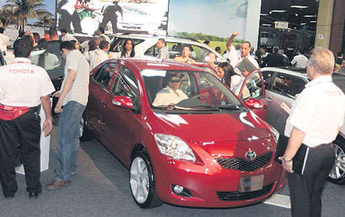 <p>Cuentas. Panameños obtienen créditos para autos.</p>