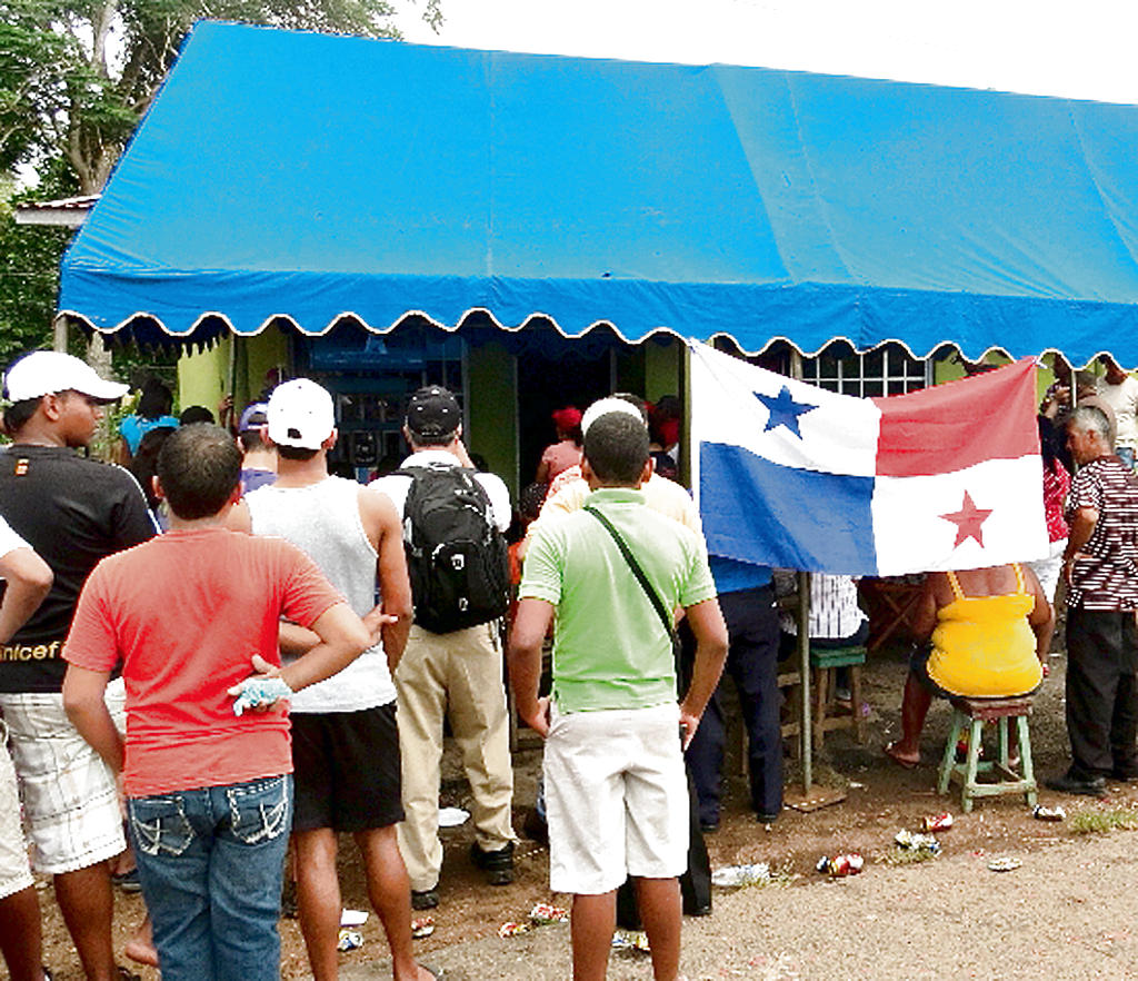 Lleno. El ambiente fue de patronales.(Elena Valdez)