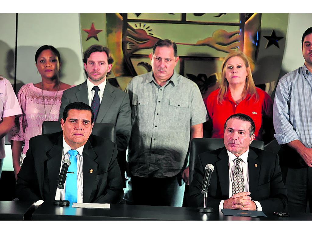 El Gobierno decide derogar el documento, mediante la Asamblea Nacional, tras las violentas protestas y saqueos que se dieron en la ciudad capital. ()