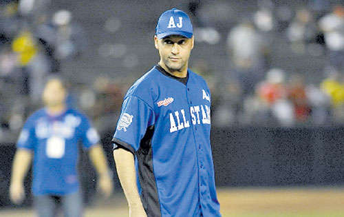 <p>Momento. Derek Jeter no dio hits, pero estaba contento.</p>