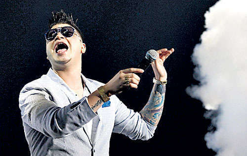 <p>Farruko. Que rico se siente estar en Panamá.</p>