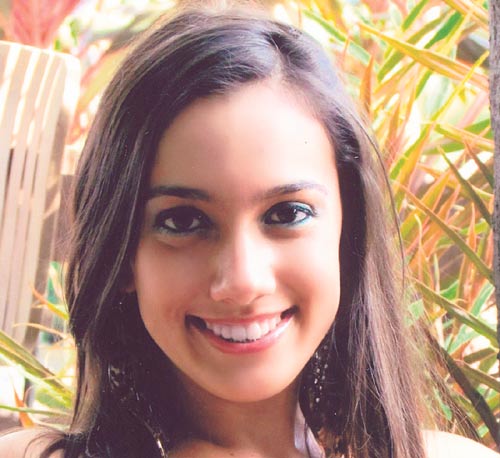 <p>Es una de las encantadoras debutantes 2011, del Festival de Debutantes a realizarse en la Terraza Mar del Sur del Club Unión el 2 de julio. Beatriz es hija de Rolando Humberto Martinelli Remond y la señora Denise Ivonne Bennett de Martinelli.</p