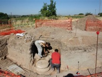 Los españoles proyectaron allí el establecimiento de una "floreciente colonia en tierra firme".