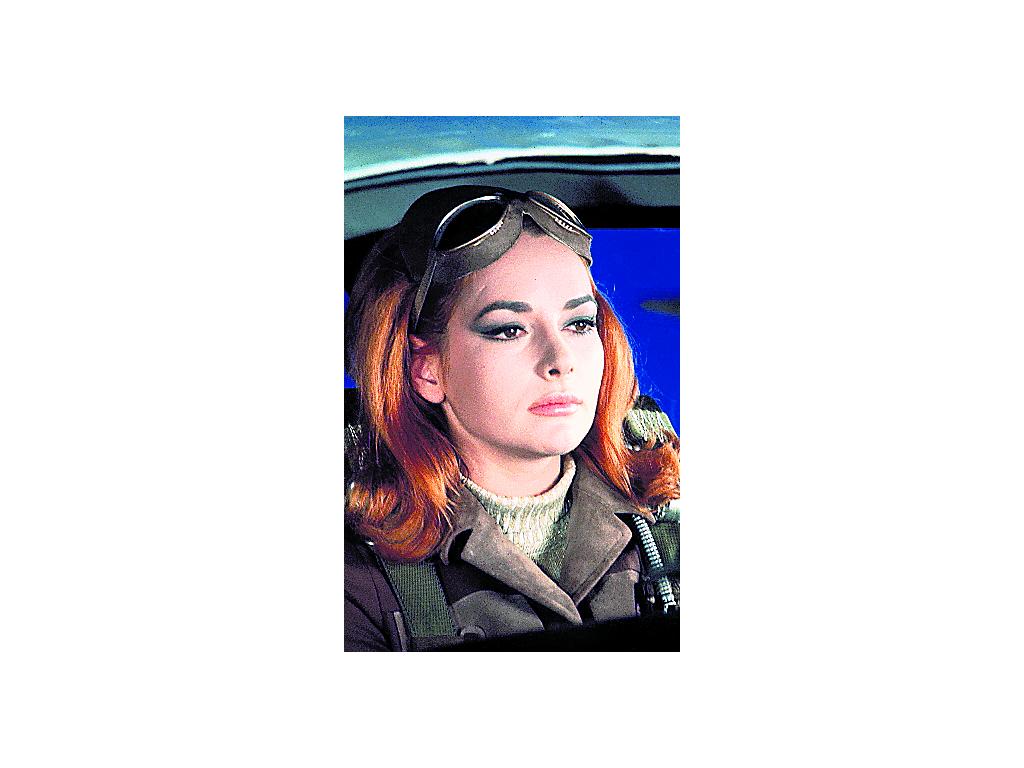 1967. Karin Dor actuó en Solo se vive dos veces. ()