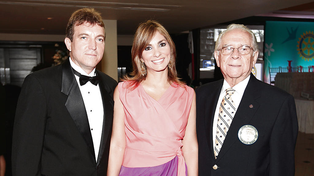 Roberto Zauner, Patricia Méndez de Zauner y Juan Morales.()