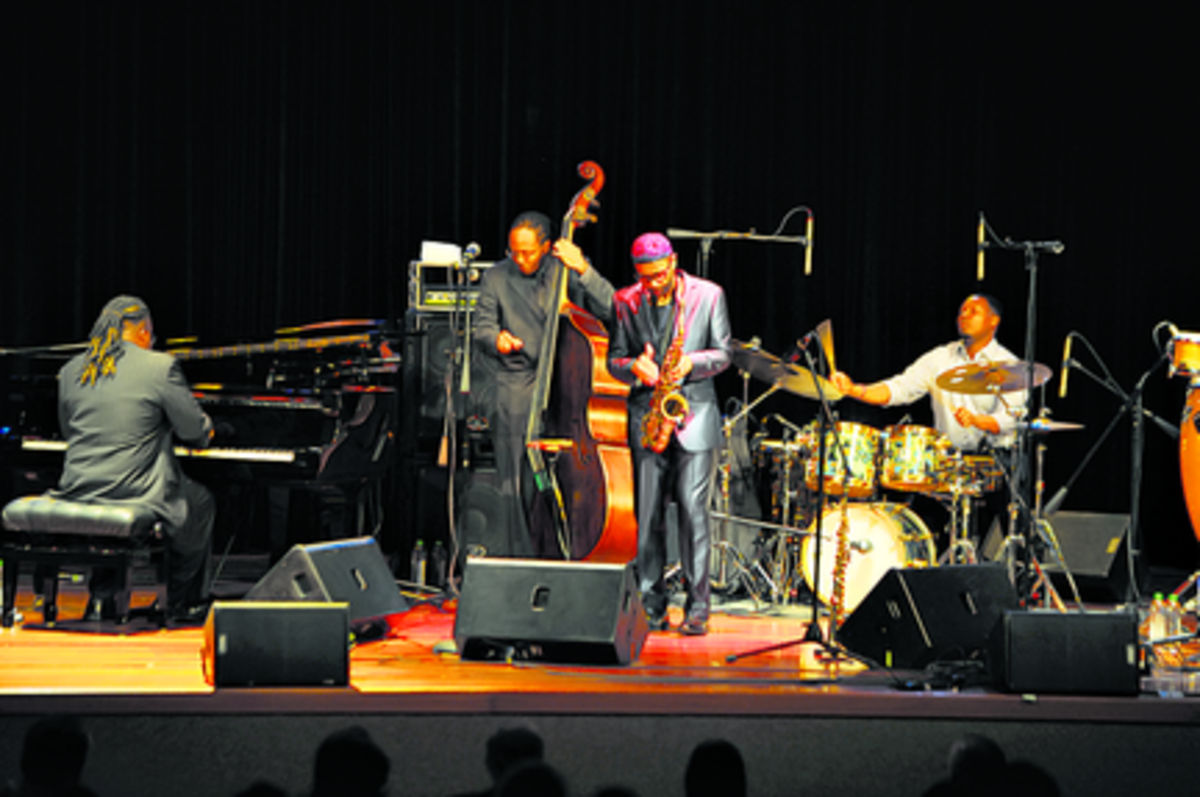 Kenny Garrett demostró los quilates que lo hacen extraordinario.( Lente Paparazzi. )
