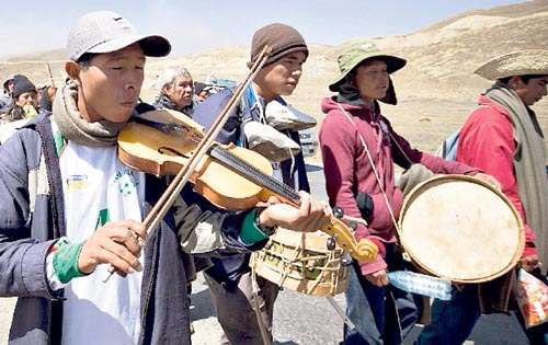 <p>Marcha. Llegaron con música y cánticos alegres.</p>