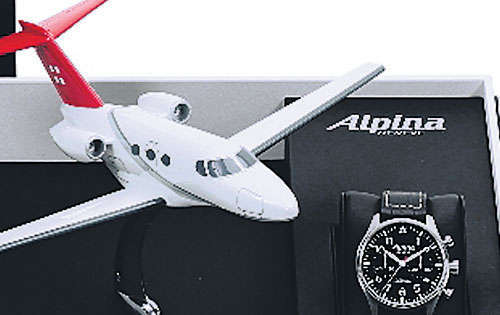 <p>Un buen regalo para las fiestas de fin de año es este reloj de acero de Alpina, que cuenta con cristales y cronógrafo. De venta en Eurochronos.</p>