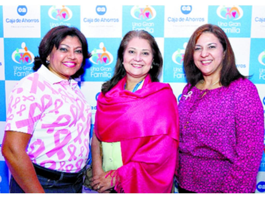 3. Gabriela Davis, Gisela de Zambrano y Ana María de Corro.