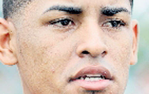 <p>Actualmente se encuentra en Argentina, entrenando con su nuevo club, el Godoy Cruz, con el que podrá debutar hasta el próximo año.</p>