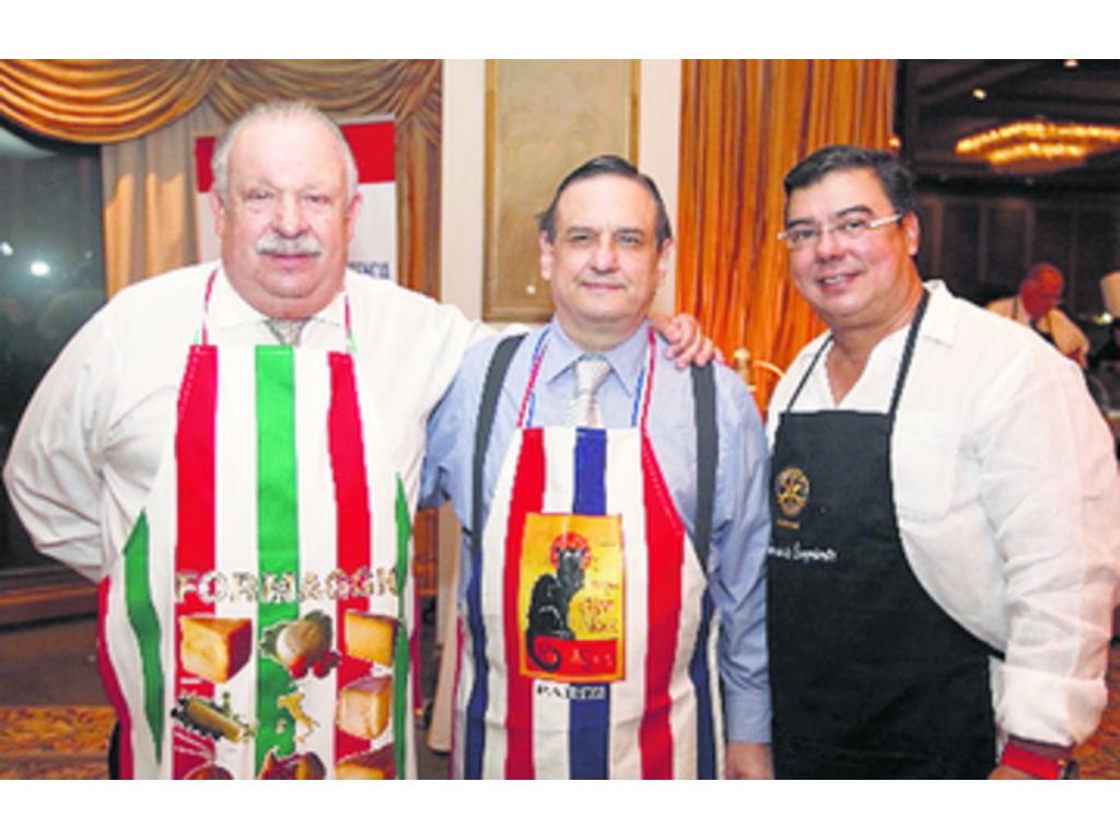 2. Rafael García, Alonso Tamayo y Simón Tejeira.