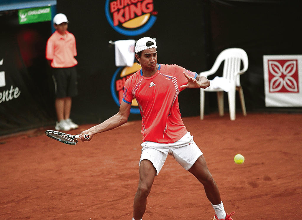 Dobles. Julio Campuzano estará en la final de dobles.(Anayansi Gamez)