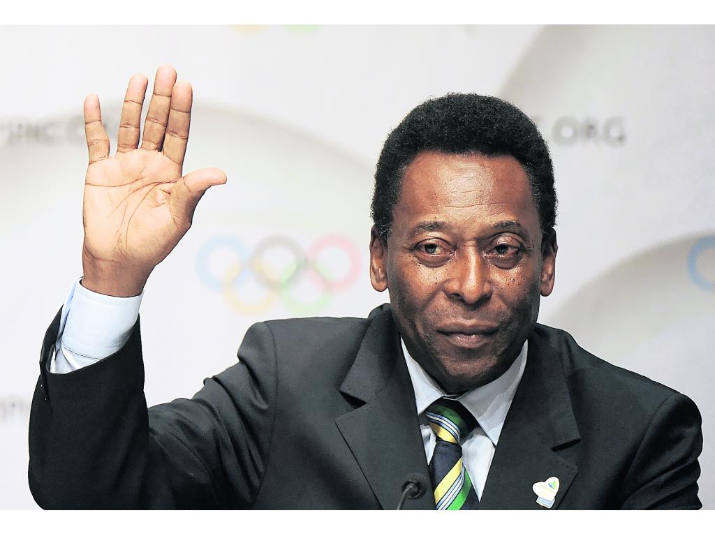Leyenda. Pelé es considerado el Rey del fútbol.(ARCHIVO)