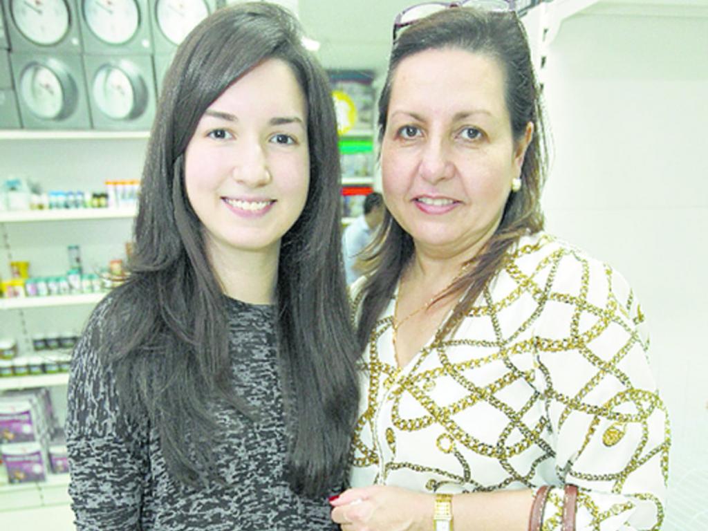 3. Mónica De Gracia y Guillermina Gergini.
