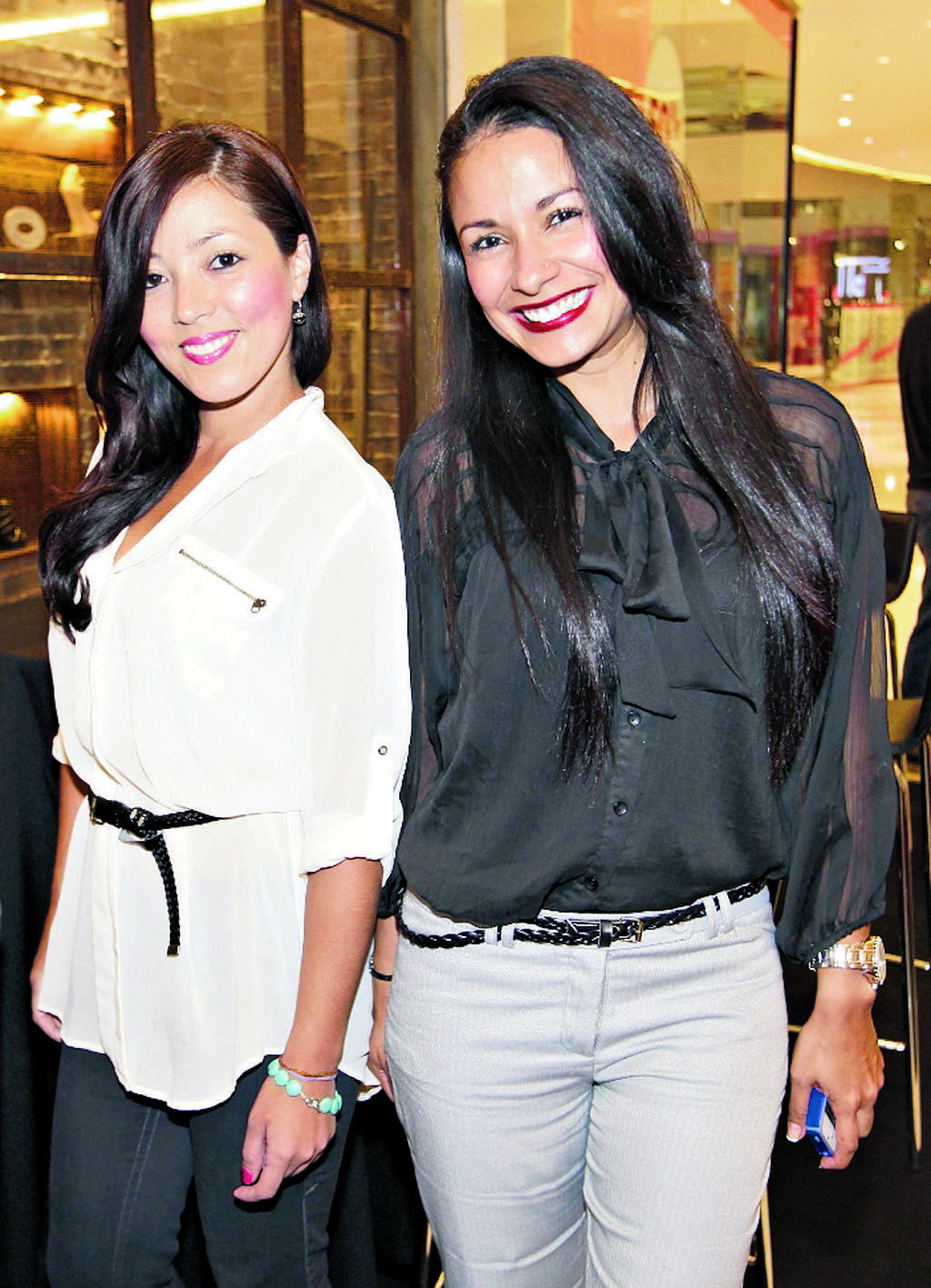 4. Katherine Patiño y Lina Marcela Bonilla.()