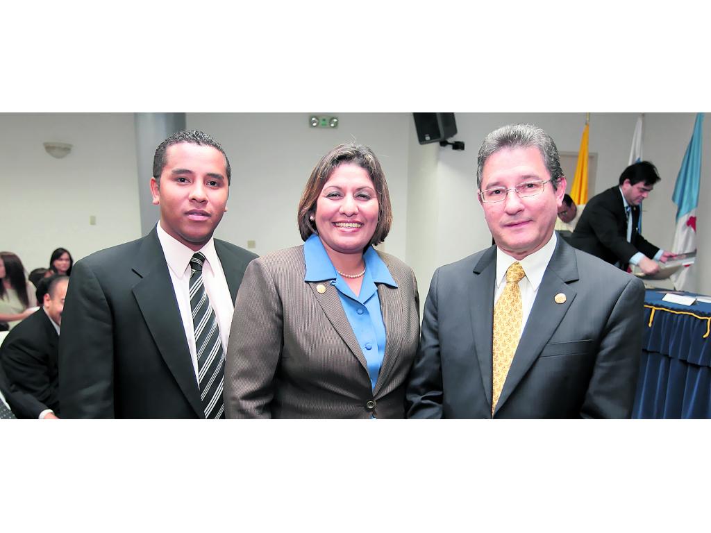 Carlos Guerrero, Kathia Baruco y Carlos Voloj.()