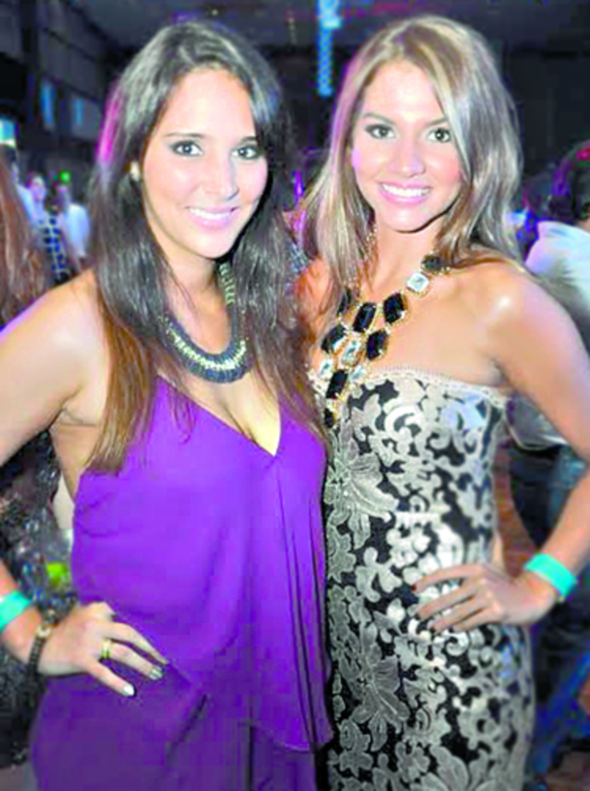 6. Gulliana Bissot y Cusie Muñoz.