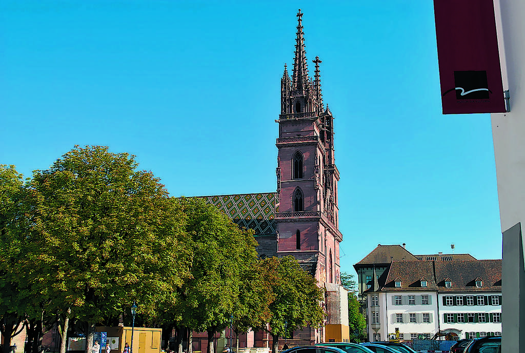 Catedral. Basel Münster es uno de los edificios más representativos del sitio.()