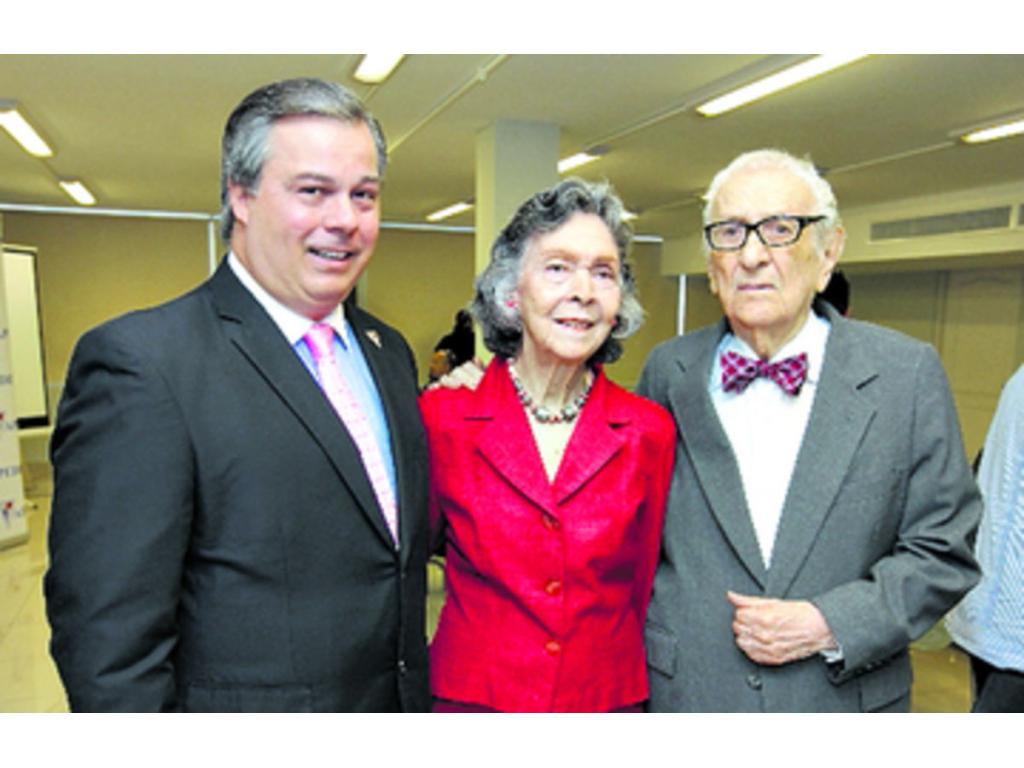 3. Alberto Quirós y Aixa de Quirós.