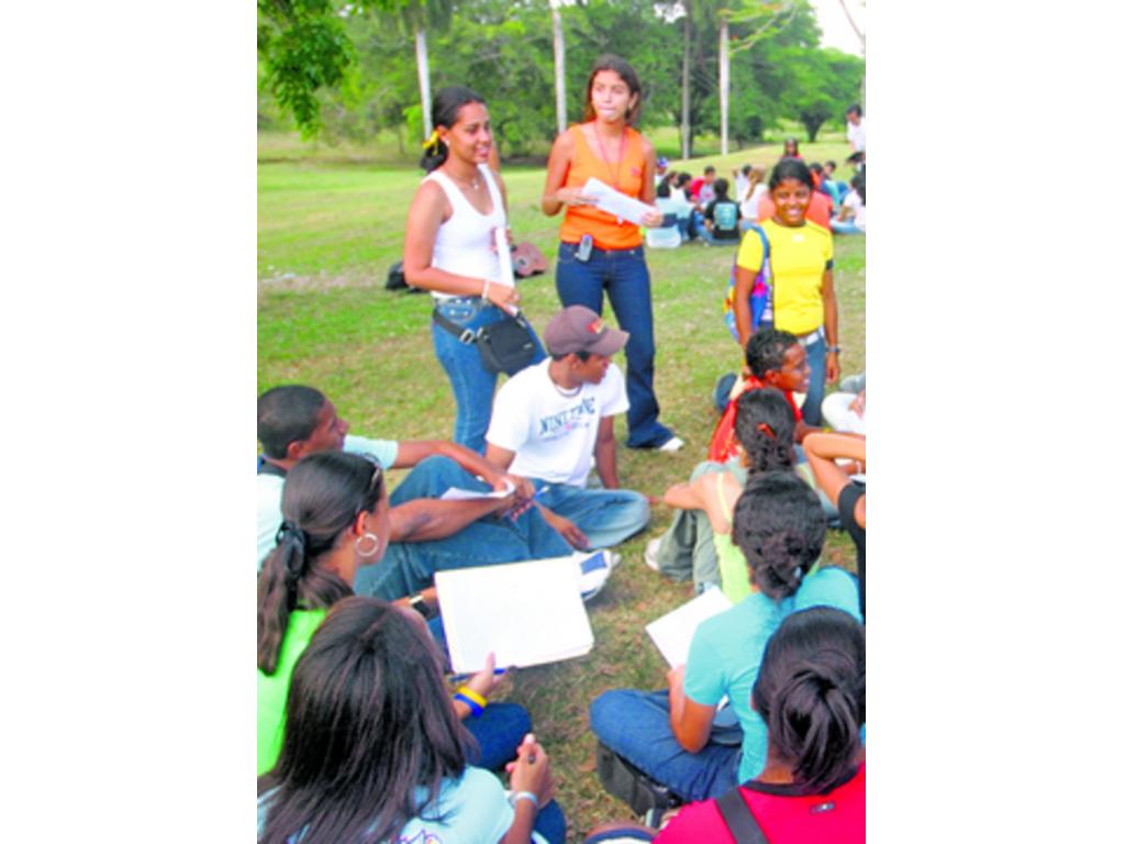 Hay 113 cooperativas juveniles en el país.(Archivo)