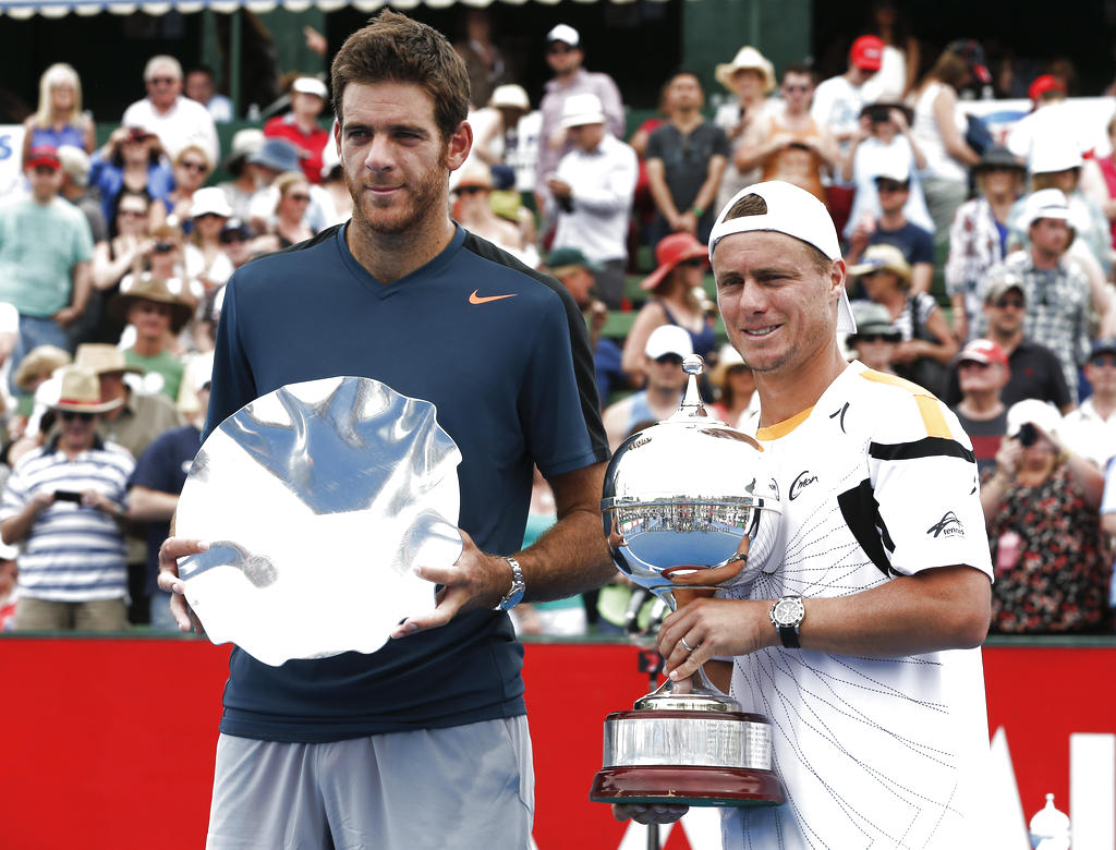 Lleyton Hewitt junto a Juan Martin Del Potro. AP<br>