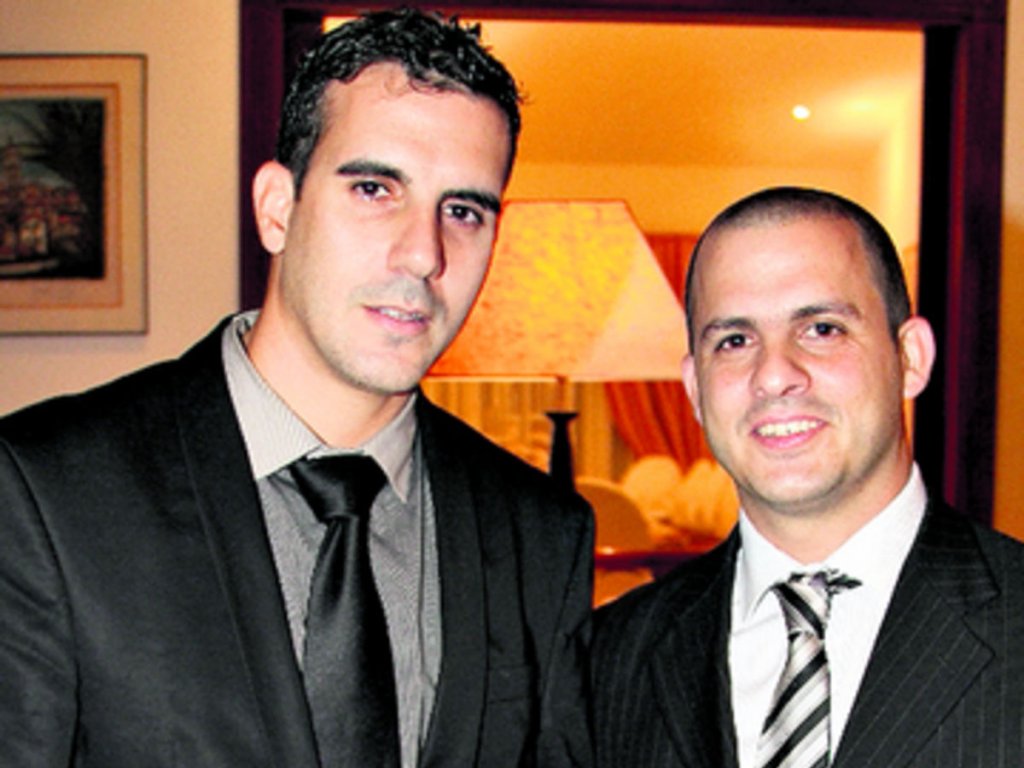 3. Moti Esdaen y Hanan Salowa.