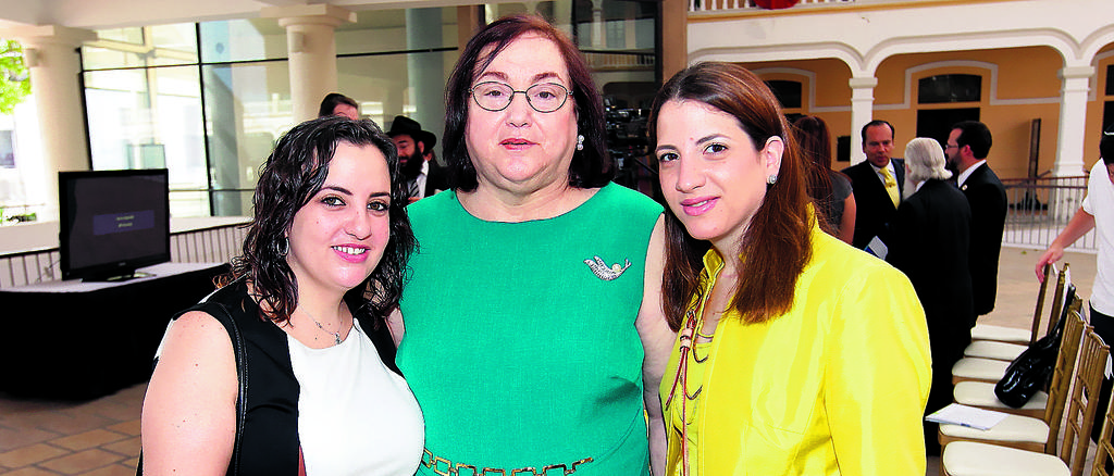 Sarit Burstein, Marggie Burstein y Dalia Burstein.()
