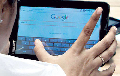 <p>Internet. Uso en las escuelas es primordial.</p>